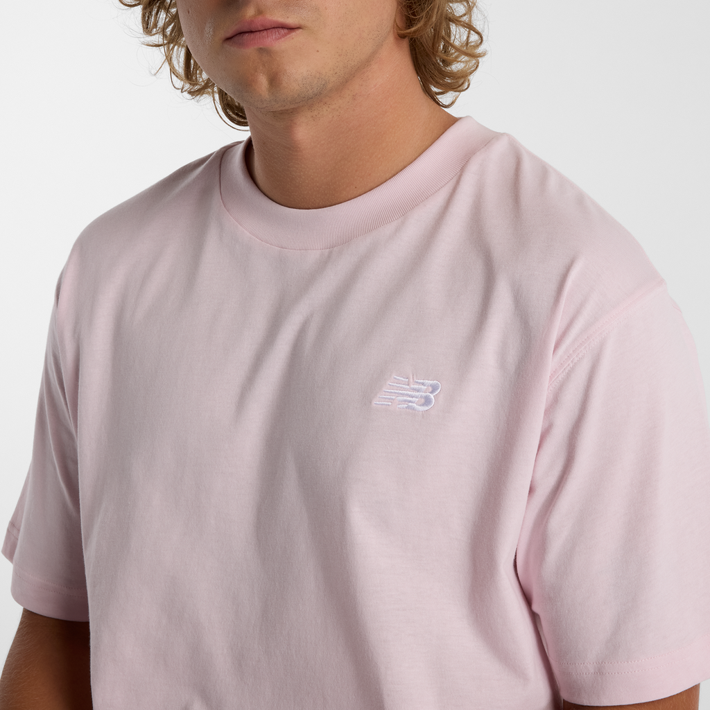 New Balance Sport Essentials Small Logo T-Shirt - rose sugar