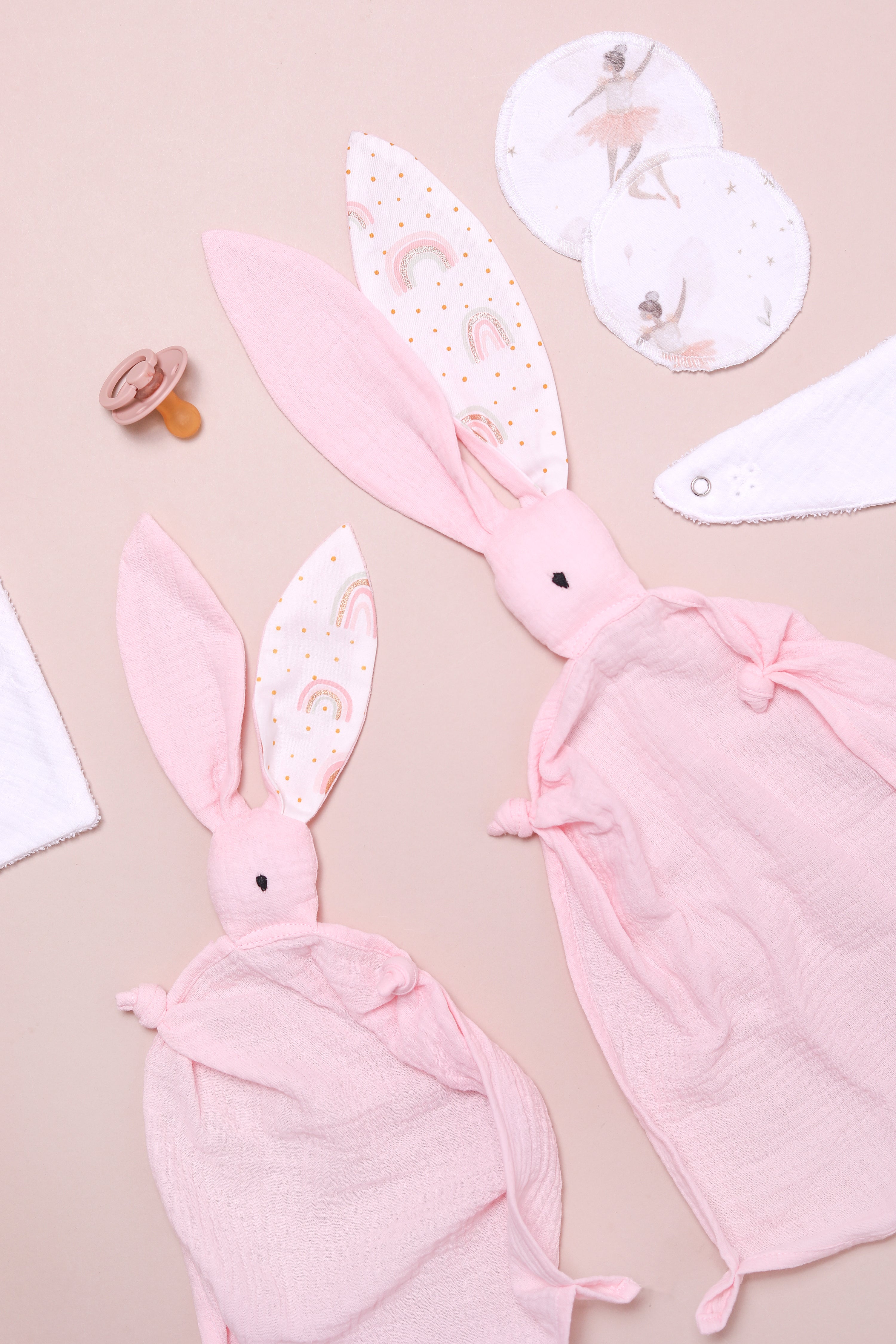 Bunny comforter pink sale