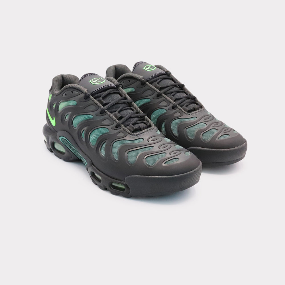 Nike Air Max Plus Drift - Black Volt