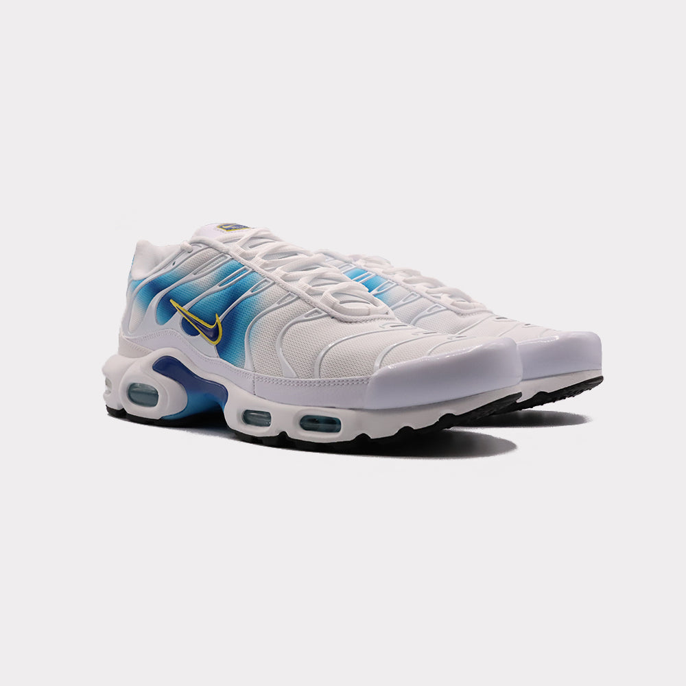 Nike Air Max Plus - Spray Paint Swoosh