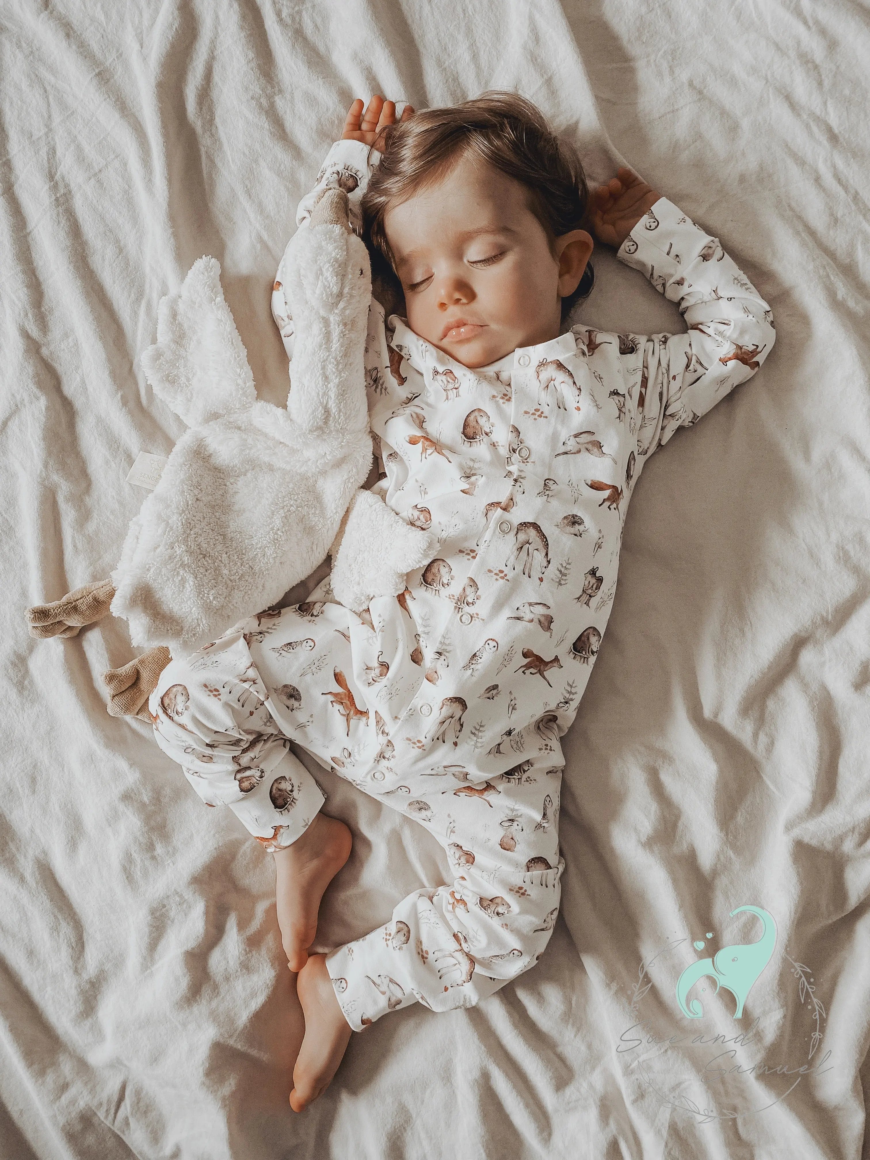 Newborn sleepsuit 2024 with hat